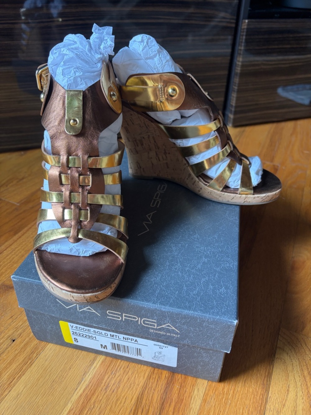 EUC. Via Spiga Metallic Gold and Bronze Cork Wedge Sandals. V-Eddie